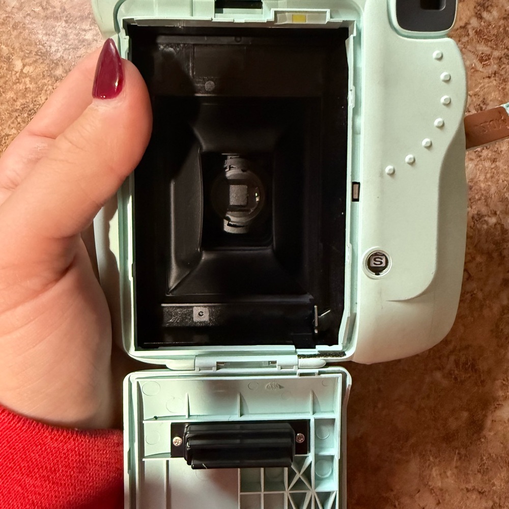 Instax Mini 9 Instant Camera - Ice Blue - Picture 4 of 10